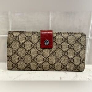 Gucci Beige Brown GG Canvas Continental Wallet with Red Leather Tab